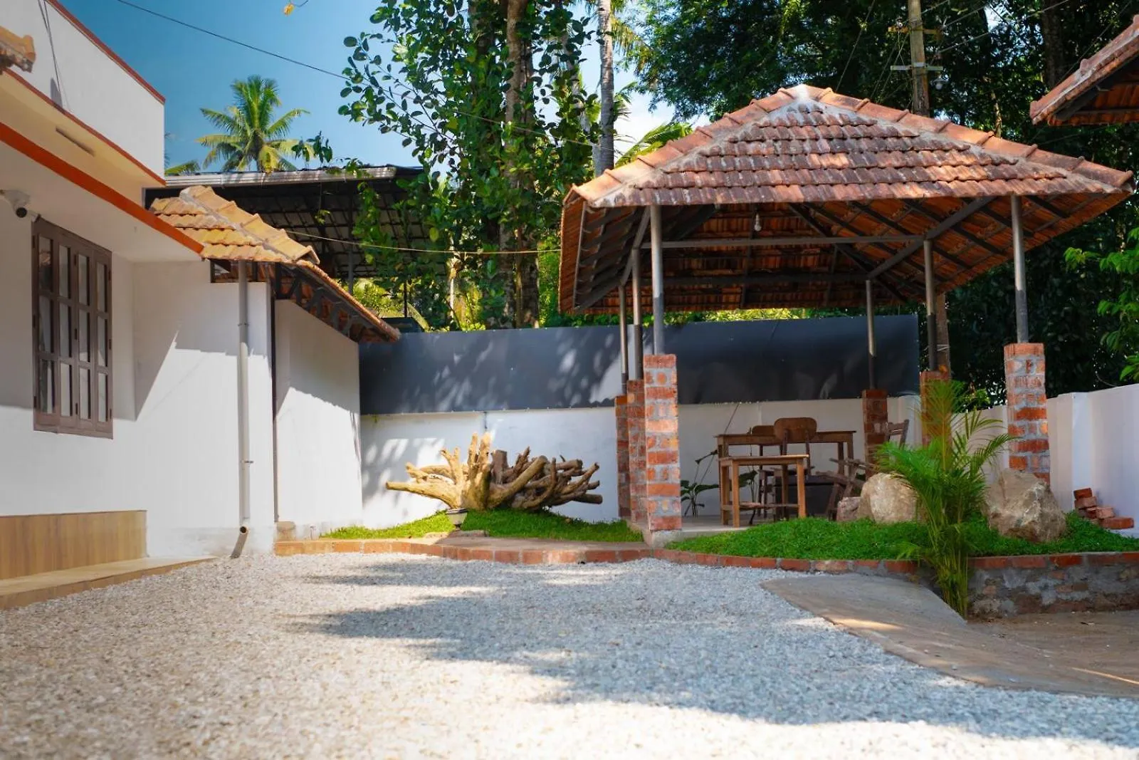 Maarga Private Pool Stay Varkala Ubytování v soukromí
